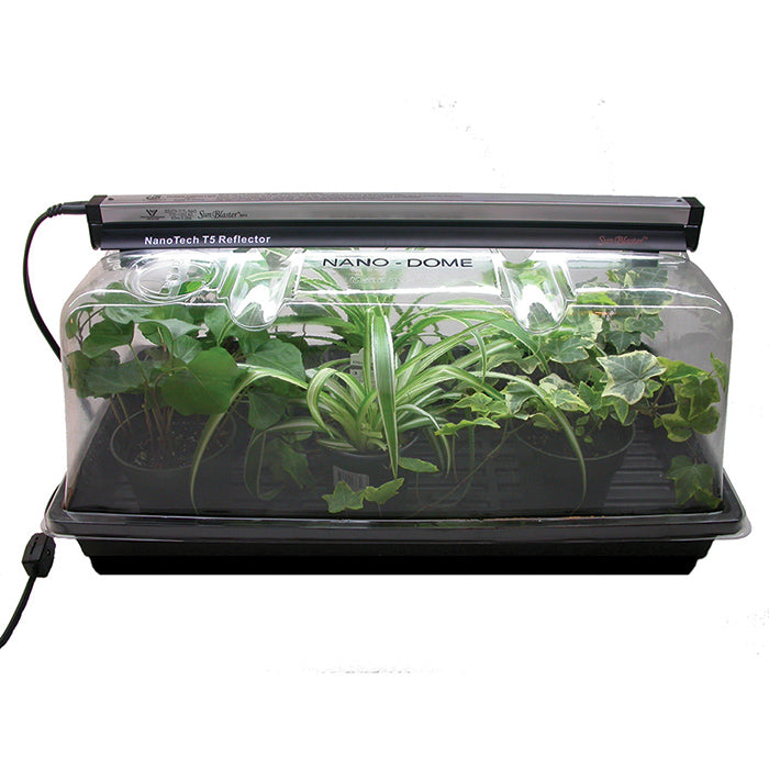  Sunblaster&trade; Nanodome Mini Greenhouse